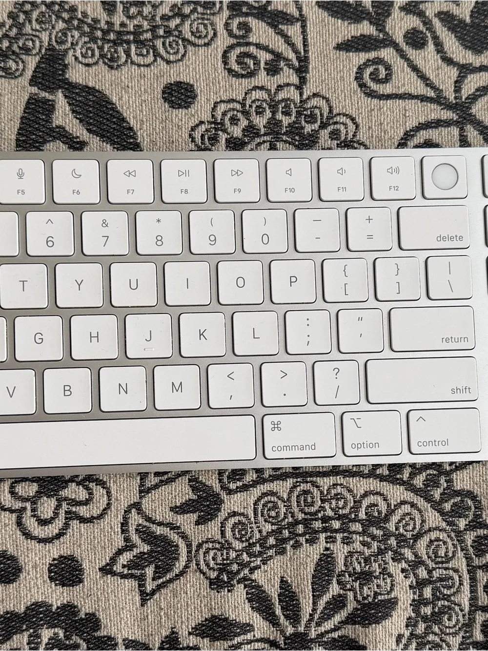 Apple Magic Keyboard with Numeric Row (white/silver)